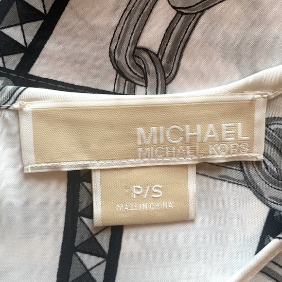 🔥HP🔥 Michael Kors White Chain Pattern Short Sleeve Top. Small - Picture 6 of 8